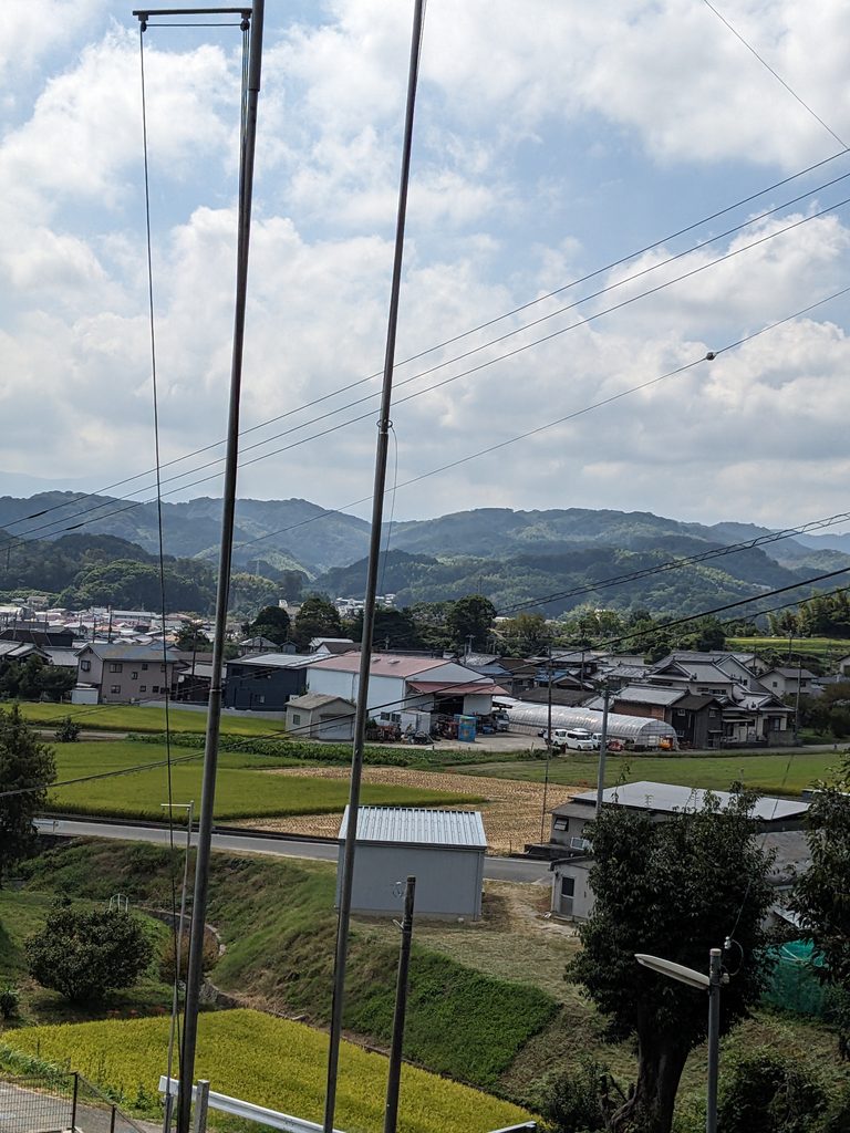 阿方清水天満宮の参道と周辺の風景
