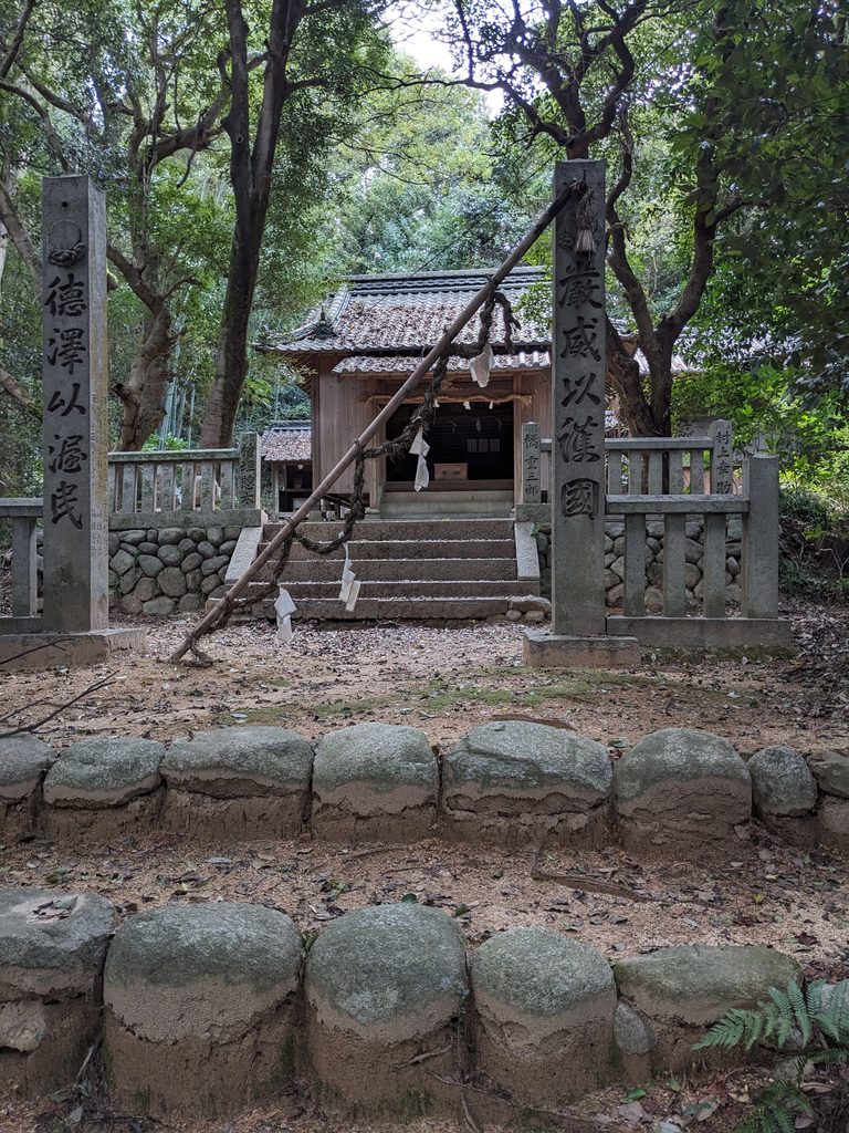 伊加奈志神社の写真3