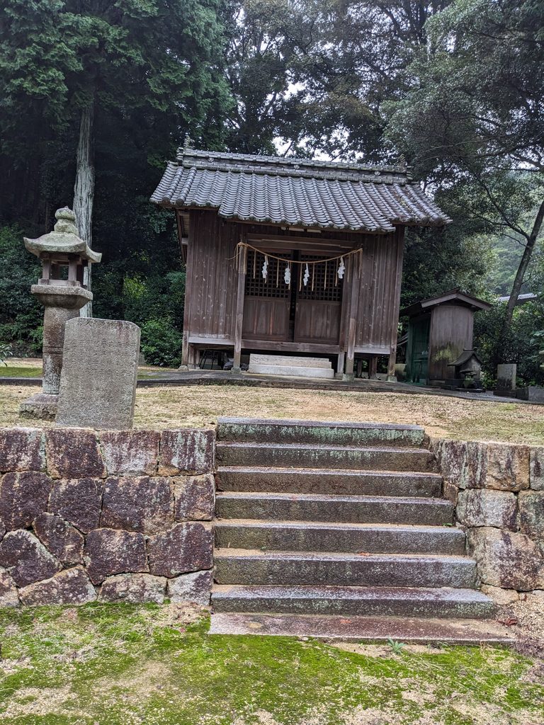三島神社（登畑）境内からの眺め